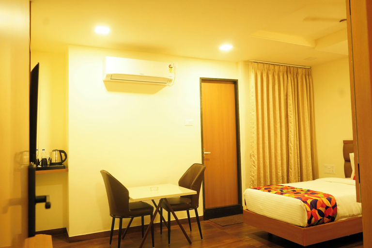 Room 3, sithara inn by revtree, Bellary