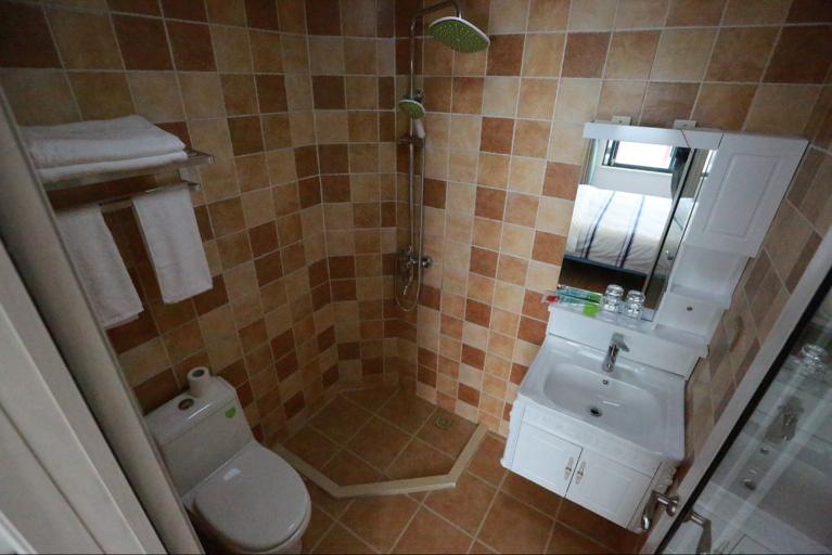 Bathroom, We Young Inn, Zhangjiajie