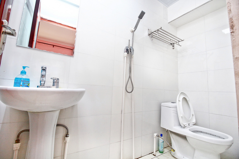Bathroom 5, Qingchungongyu, Xi'an