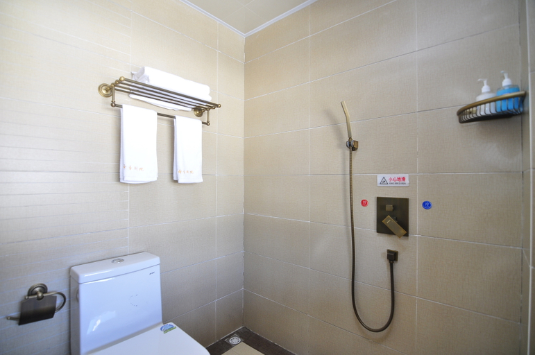 Bathroom 3, Hexiang Bieyuan Holiday Hotel, Kunming