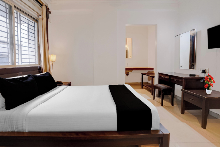 Room 3, Super Collection O Hosepet College Road, Bellary