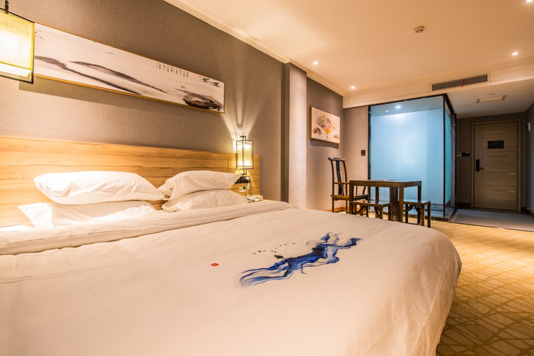 Bedroom 2, He'an Hotel (Luohe Junyuefu Railway Station), Luohe