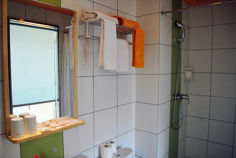 Bathroom 3, Rest Motel Hotel Taizhou Luqiao 2nd, Taizhou