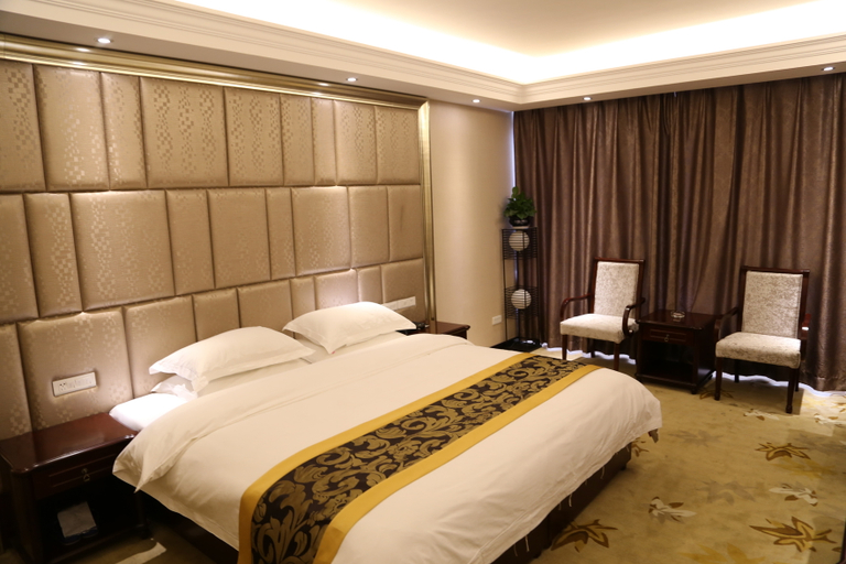 Bedroom, LongDuHotel, Yan'an