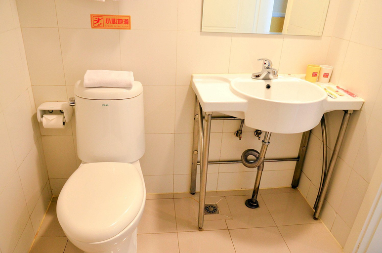 Bathroom 4, Hanting Hotel Lianyungang Haizhoufu, Lianyungang