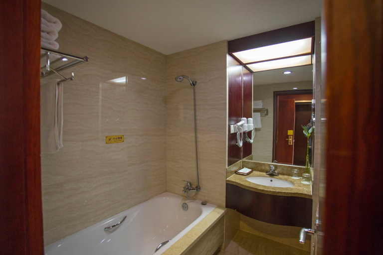 Bathroom, Tianmu Shanshu Hotel, Changzhou