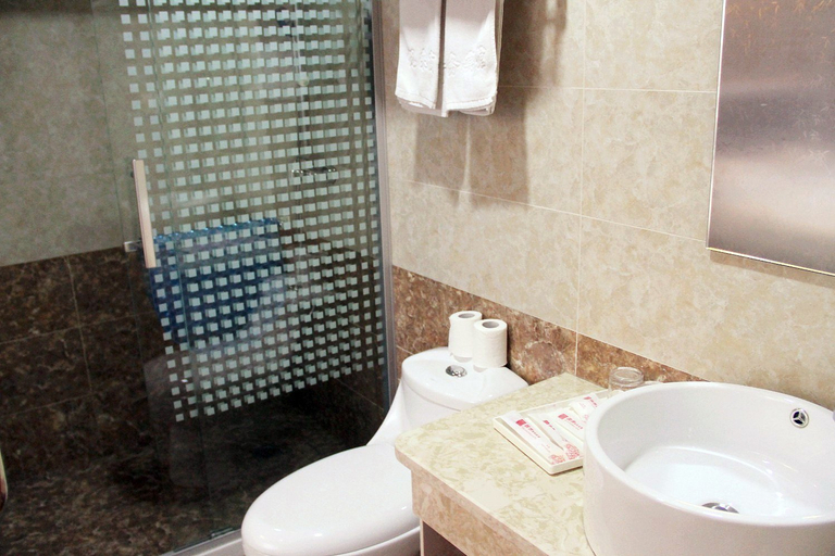 Bathroom 3, Yuelai Boutique Hotel, Jiaxing