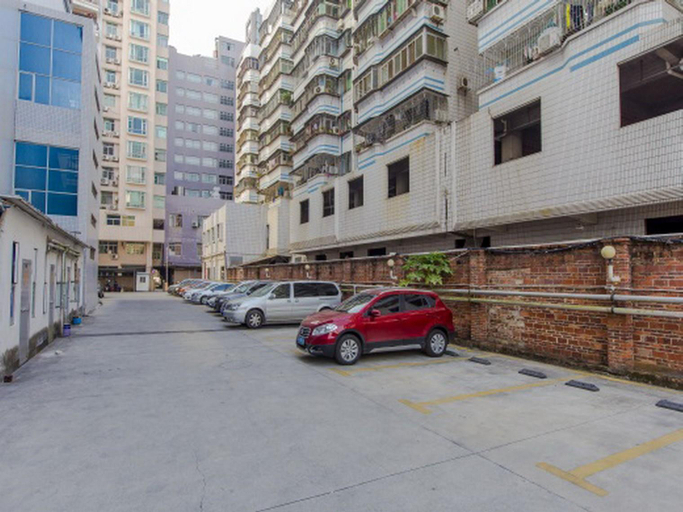 Exterior & Views 2, Vienna Classic Hotel （ ZhanJiang coastal park sea view gallery hotel ）, Zhanjiang