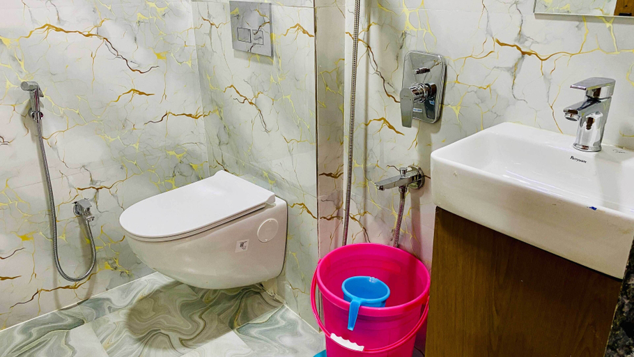 Bathroom 5, Hotel Friendship Inn, Indore