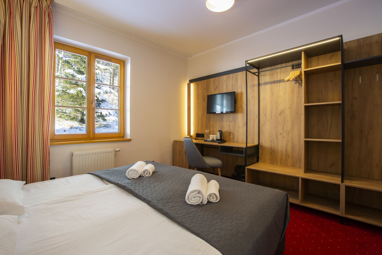 Bedroom 3, Pensjonat Puchaczówka, Kłodzko