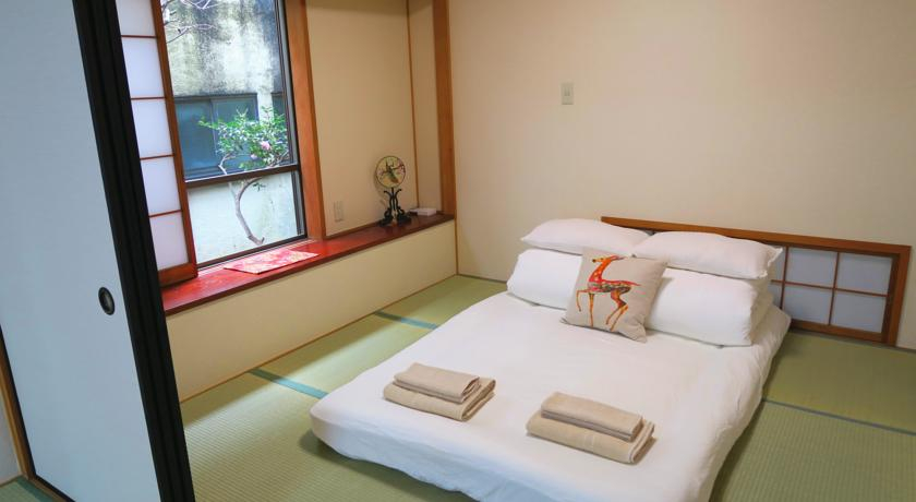 Bedroom, Kiki HouseT --Self Check-in -- Room Number & Password is in the following email, Katsushika