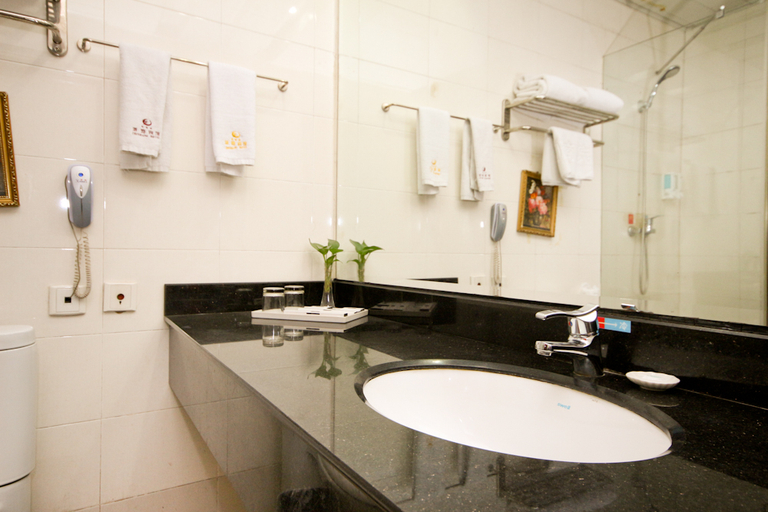 Bathroom 5, Laika Hotel(Xi 'an Bell Tower Railway Station Store), Xi'an