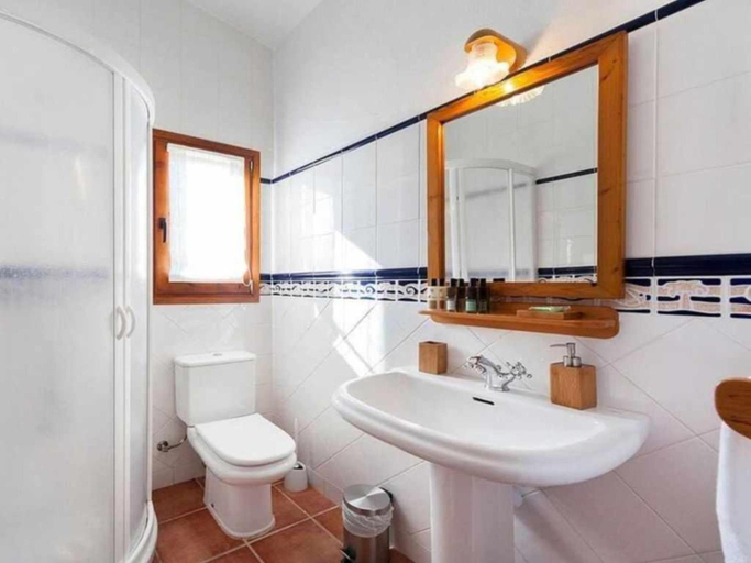 Bathroom 4, Villa Rocio, Baleares