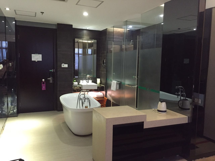 Bathroom, Landscape Hotel, Ningde