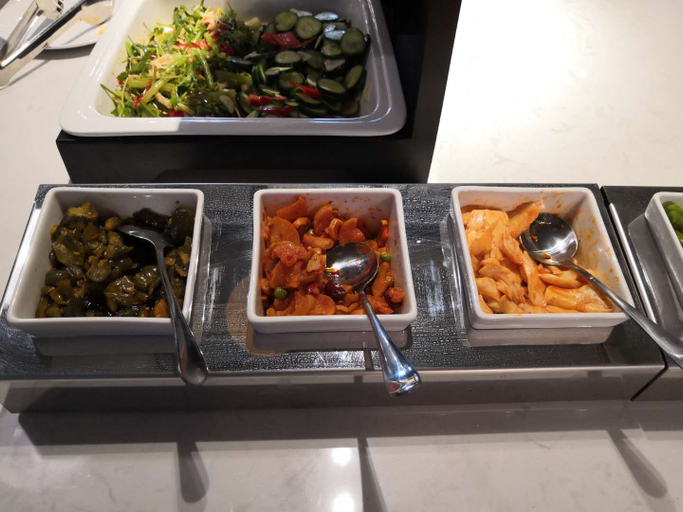 Food & Drinks 4, ホテル, Yulin