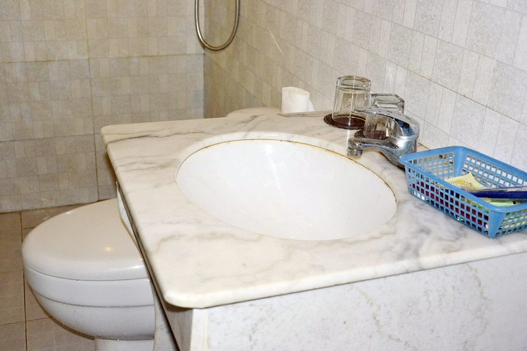 Bathroom 2, Xinqidian Business Hostel, Suzhou