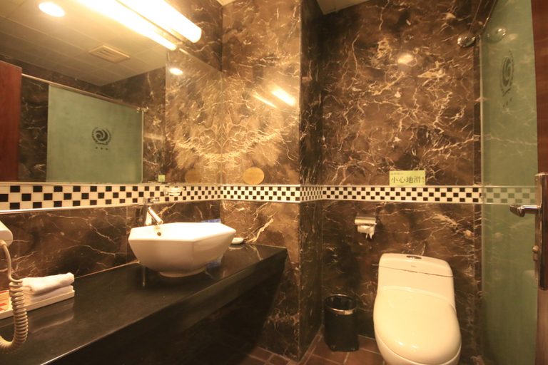 Bathroom 4, Letian Hotel, Zhongshan