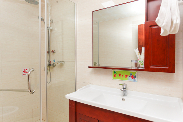 Bathroom 3, Huatai Express Chain Hotel, Wuxi
