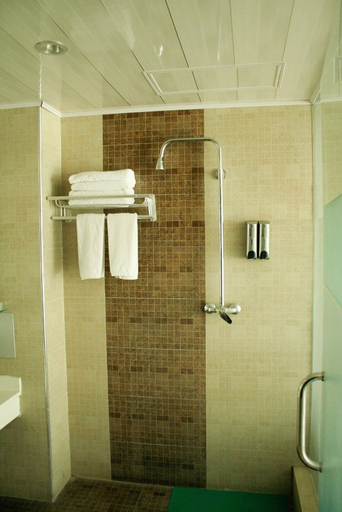 Bathroom, IU Hotel (Yinchuan  Railway Station), Yinchuan
