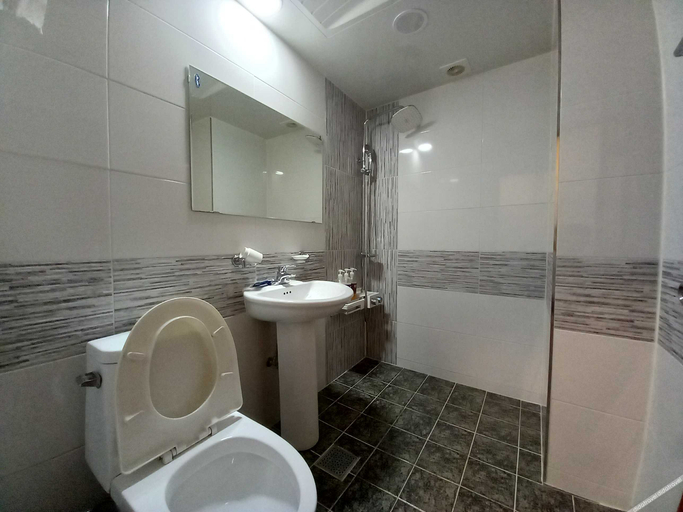 Bathroom 3, Uljin Hupo Baekamjang, Uljin
