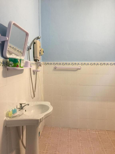 Bathroom, Sysomphone G.H, Luang Prabang
