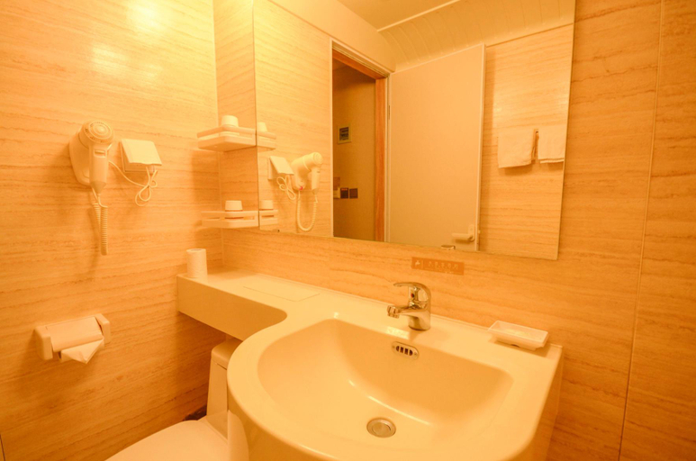 Bathroom 3, ホテル(), Xining