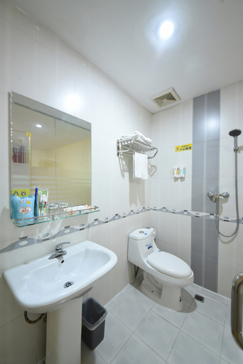Bathroom 3, No. 8 Hotel Chain (Shenzhen Huaqiangbei), Shenzhen