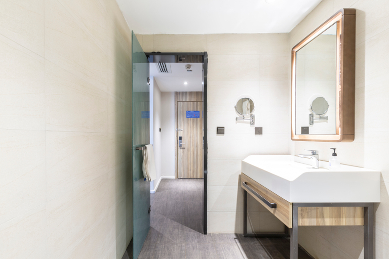 Bathroom 4, Hanting Premium Hotel Youjian Pingyao Theater, Jinzhong