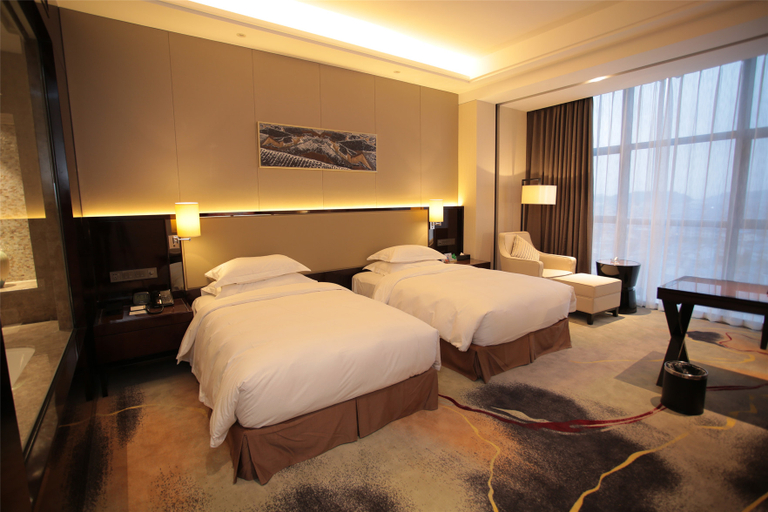 Bedroom 3, Tian Yuan Mingyue Hotel, Lishui