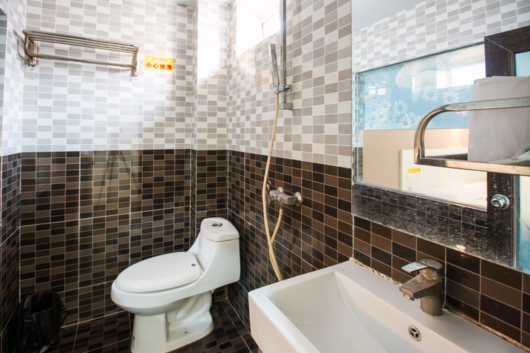 Bathroom 3, Quanyue Boutique Hotel, Zhuhai