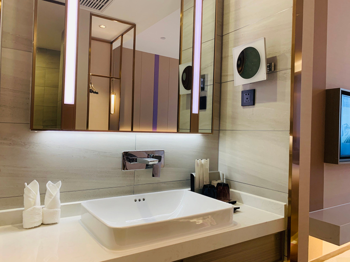 Bathroom 3, Lavande Hotel Changsha Songyahu Wanjia Libei, Changsha