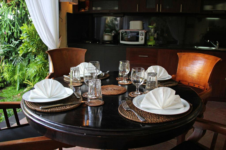 Food & Drinks 4, Pondok Buda Merta, Gianyar