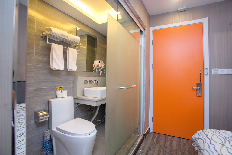 Bathroom, CozyInn hotel, Shanghai