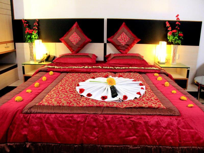 Bedroom 5, Hotel Sun Park, Puducherry