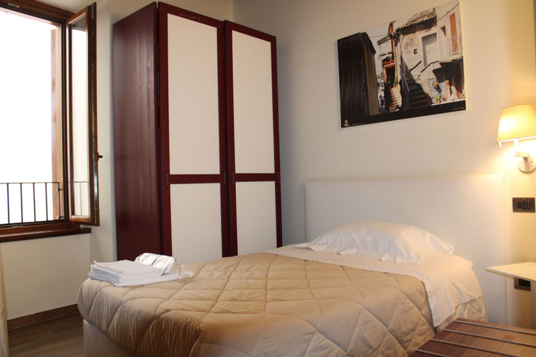 Bedroom 3, Borgo Ospitale, Potenza