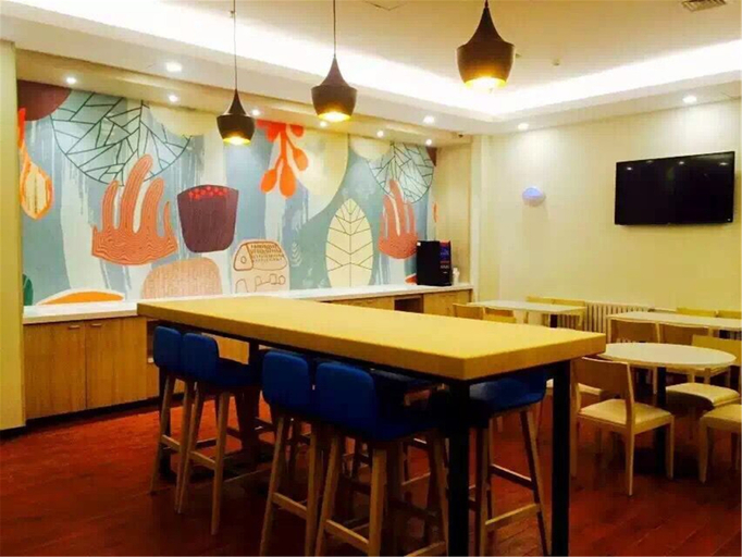 Food & Drinks 5, HanTing Hotel (Dalian Zhongshan Square Subway Station), Dalian