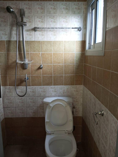 Bathroom 3, ルマルカブル 1 ベッドルーム フラット イン ボナベリー アンシエンヌ, Wouri