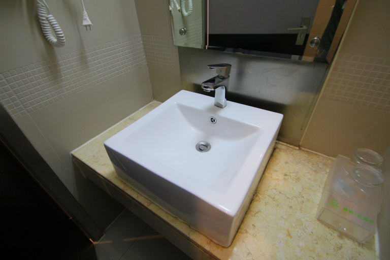 Bathroom 2, Bitang Hotel (Shanghai Jiuting Shenglong Road), Shanghai