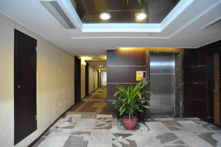 Others 4, Shi Long Hotel, Dongguan