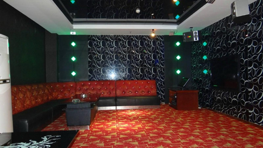 Bedroom, Xinheyuan Hotel, Baiyin