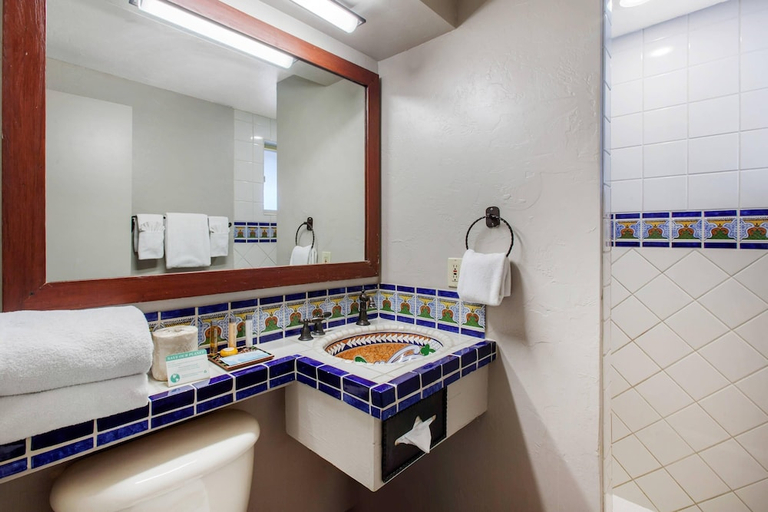 Bathroom 5, La Posada Lodge & Casitas, an Ascend Collection Hotel, Pima