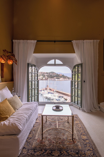 Bedroom 4, Château de Théoule Hôtel & Spa, Alpes-Maritimes