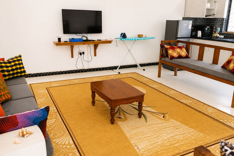 Living room 5, Private Beachfront Apartment with Ocean Views in Zanzibar, Kati