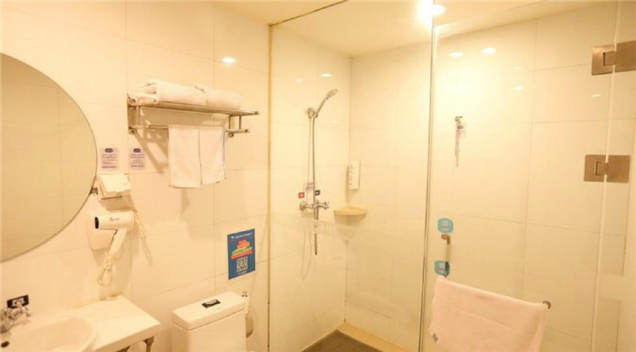 Bathroom 3, Hanting Hotel Yulin Dongsha Yingsha Road, Yulin