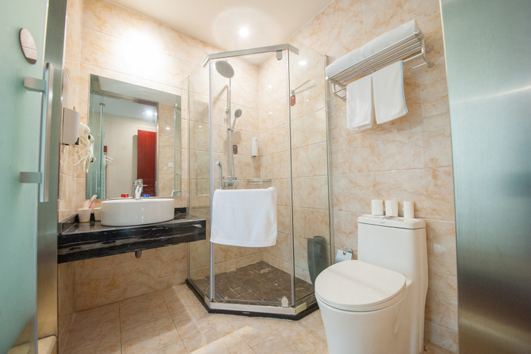 Bathroom, Elan Hotel Nantong Goldencoast Plaza, Nantong