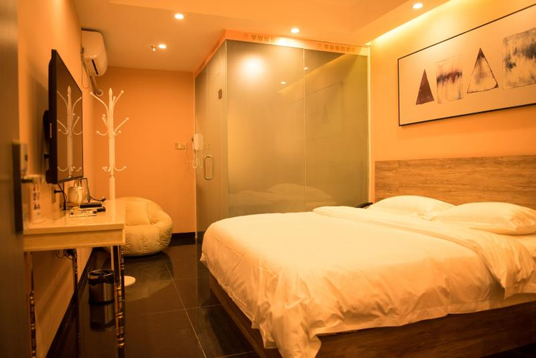 Bedroom 4, Huajun Yuyue Hotel 珠海華駿榆悅飯店, Zhuhai