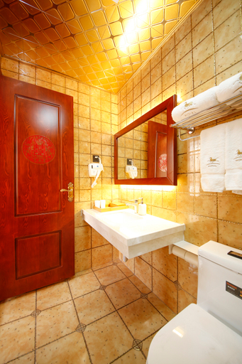 Bathroom 4, Hanxing Hotel (Jiaohe Station), Jilin