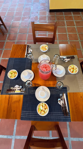 Food & Drinks 5, Hostal Casa Cascada, Santa Cruz