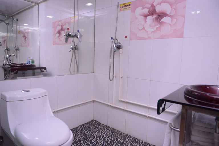 Bathroom 3, Beibei Hotel, Harbin