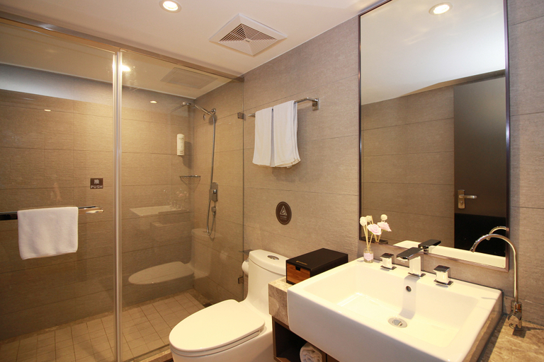 Bathroom 3, ホームイン プラスホテル(), Foshan